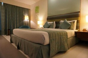 Desk, laptop workspace, free WiFi - Hotel Delhi Empire dx (New Delhi)