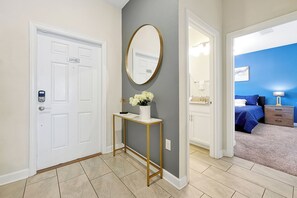 4 chambres, fer et planche à repasser, Wi-Fi gratuit, draps fournis