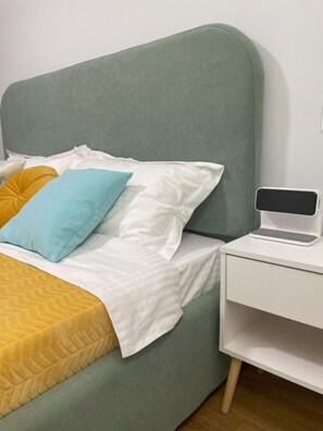 2 chambres, bureau, fer et planche à repasser, Wi-Fi gratuit