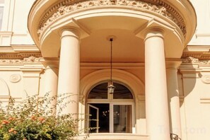 Exterior detail - Hotel Vendome Nice (Nice)