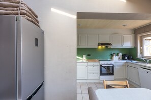 ハウス | 専用キッチン | ハイチェア