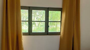 1 dormitorio y ropa de cama