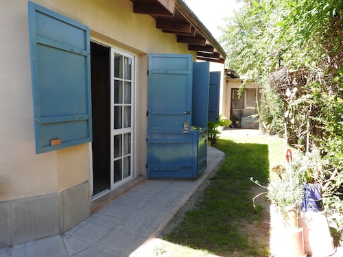 Brisa Costera: Historic Old Town Apt in Patagones, Steps from the River