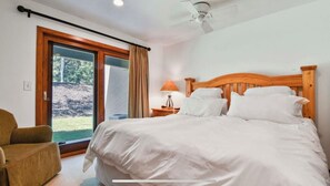 Deluxe Townhome, 4 Bedrooms