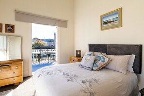 3 dormitorios, tabla de planchar con plancha, wifi y ropa de cama