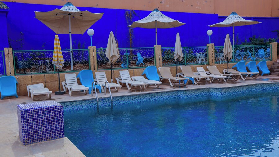 Hotel Tazi-Traditional Riad