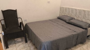 Laptop workspace, free WiFi