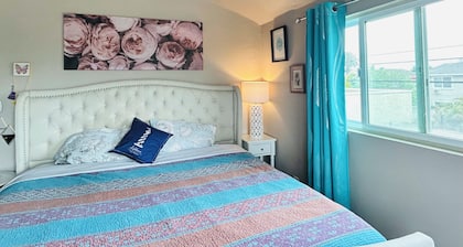 Surf Chalet - Awesome beautiful Gem by the beach in the Surf City