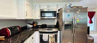 Surf Chalet - Awesome beautiful Gem by the beach in the Surf City