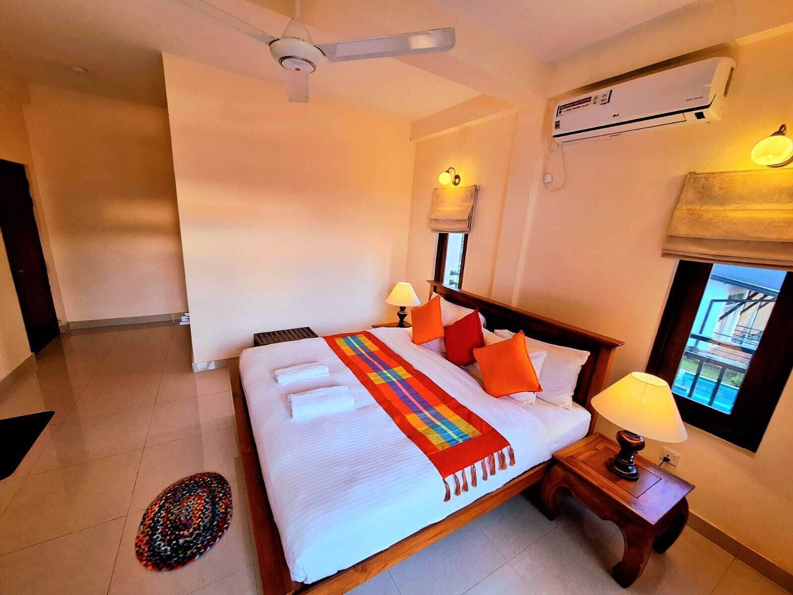5 chambres, fer et planche à repasser, Wi-Fi gratuit, draps fournis