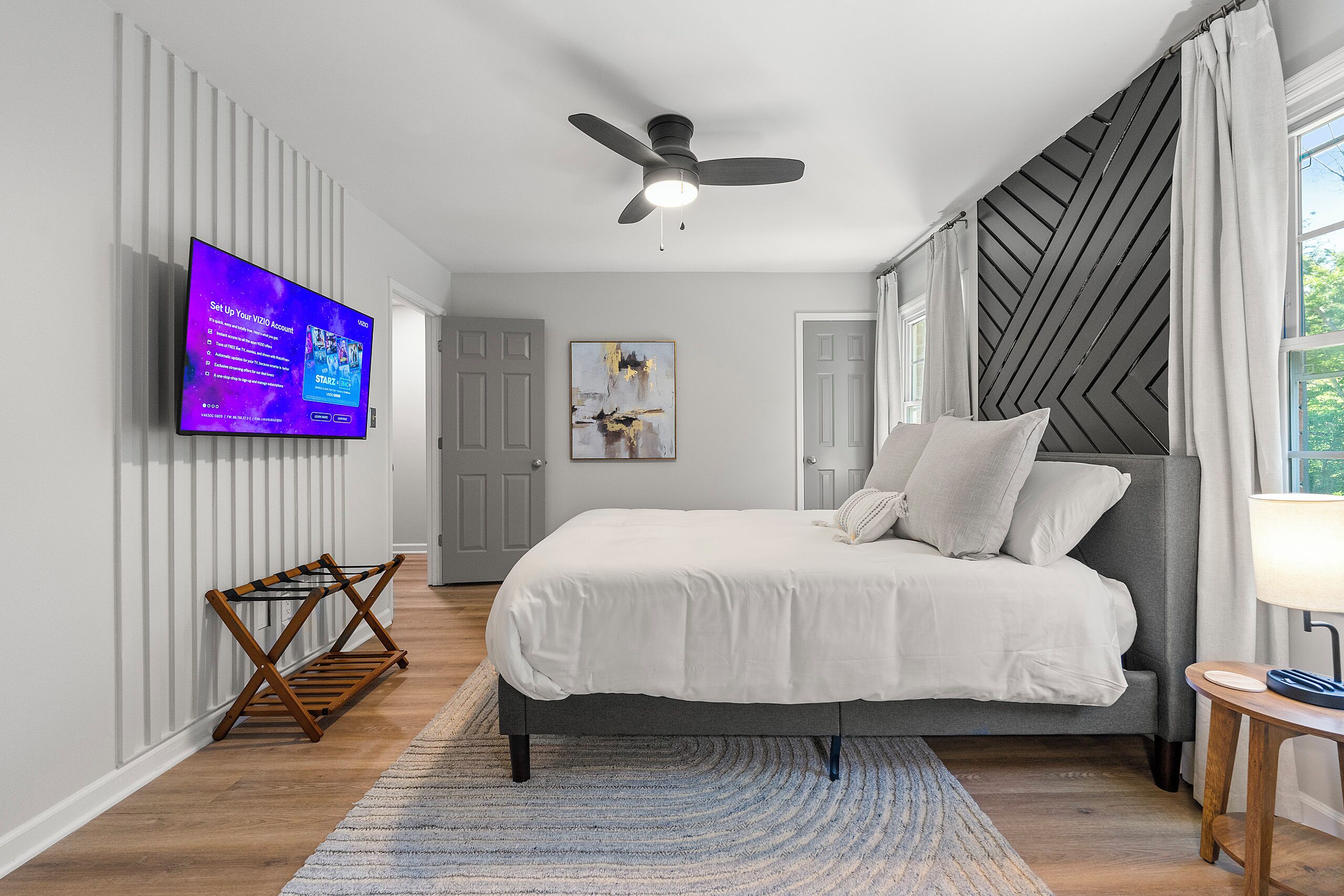 2 bedrooms, iron/ironing board, bed sheets