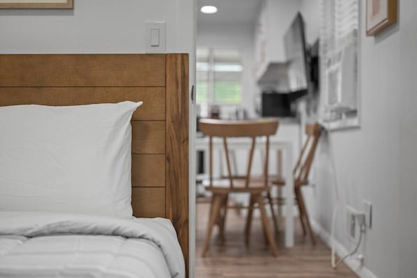 1 chambre, fer et planche à repasser, Wi-Fi gratuit, draps fournis