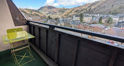 4-person apartment with balcony and beautiful view
