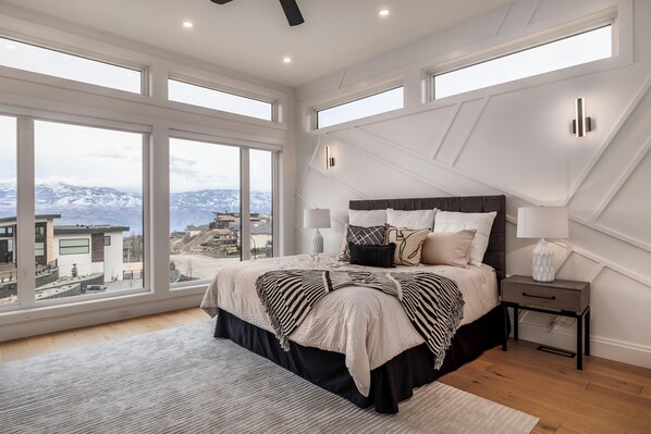 5 Schlafzimmer, Bügeleisen/Bügelbrett, WLAN, Bettwäsche