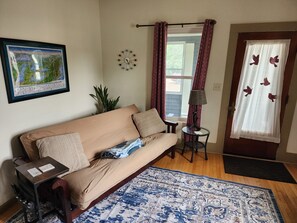 Smart-TV, Videospiele, DVD-Player, Bücher