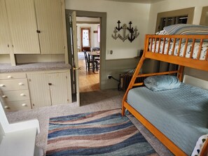3 chambres, Wi-Fi gratuit, draps fournis