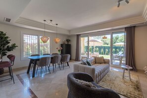 Smart TV - Casa Estelle - cozy with lovely garden! (Mijas)