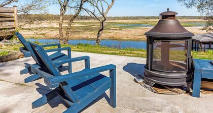 New Listing! Water Views w/ Hot Tub & Sauna