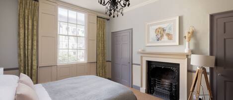 5 bedrooms, iron/ironing board, travel crib, free WiFi