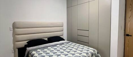 2 soverom, strykejern/-brett og wi-fi