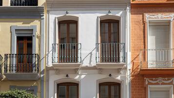 숙박 시설 정면