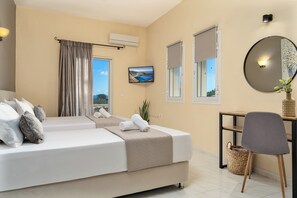 1 chambre, fer et planche à repasser, Wi-Fi, literie fournie