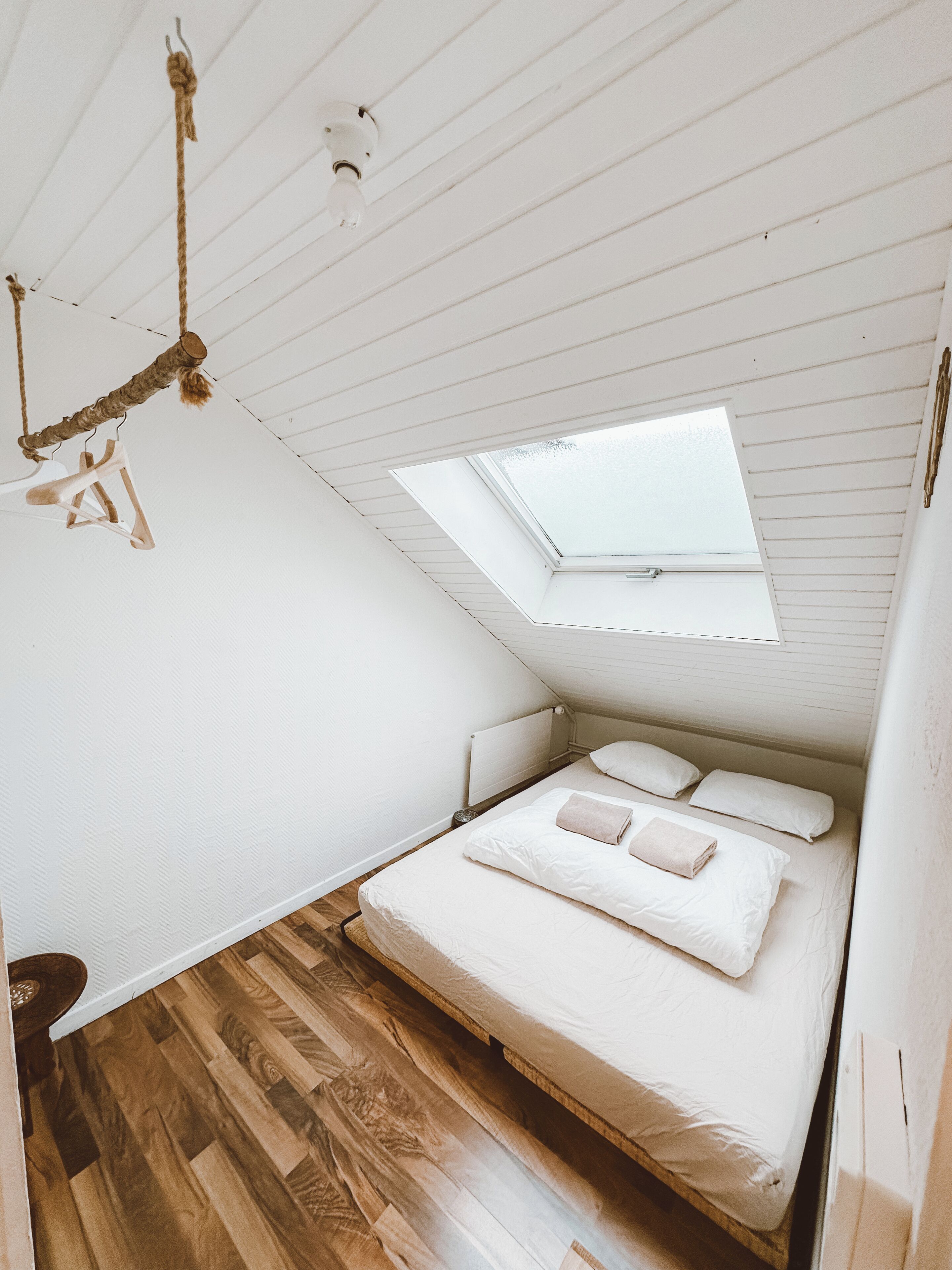 3 Schlafzimmer, Schreibtisch, Bügeleisen/Bügelbrett, Reisekinderbett