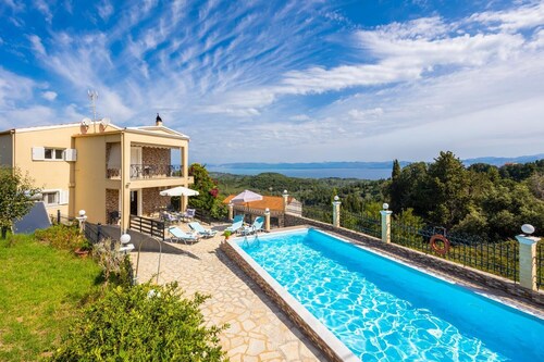 Villa Spartera - Five Bedroom Villa, Sleeps 10