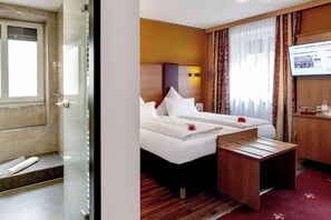 Cots/infant beds