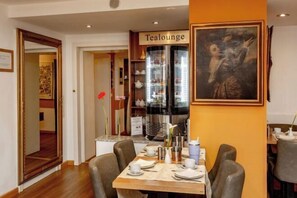 Restaurant - Tiptop Hotel Burgschmiet Garni (Nuremberg)