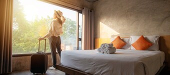 Stay Close to the Action at Palki Hall – Family-Friendly Comfort!