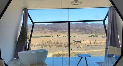 2-bedroom cabin in lovely Guadalupe.Close to the best restaurants and wineries,