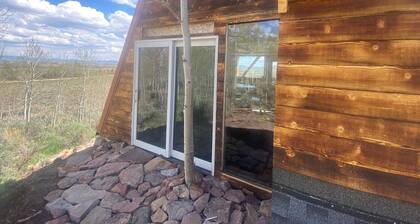 Pronghorn Point Cabin@22 West Cabins 18miles from Walden 80 miles from Steamboat