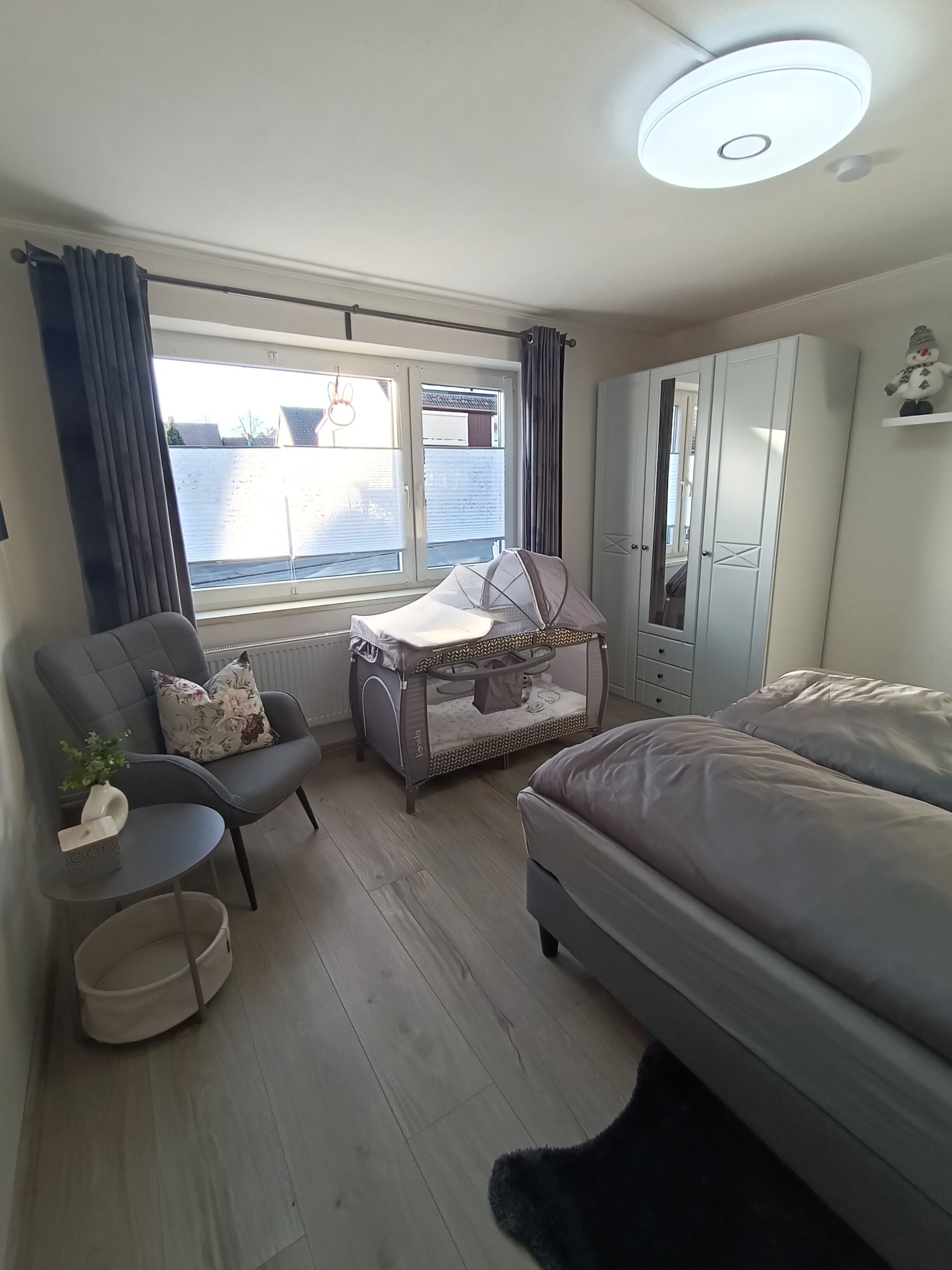 1 chambre, bureau, lit parapluie, Wi-Fi gratuit