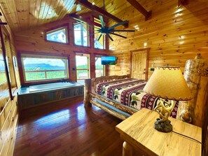 5 soverom, strykejern/-brett, reiseseng for barn og wi-fi (inkludert)