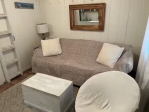 TV, DVD player - Small & Cozy 1-bedroom condo in charming Dennis Port steps to the Beach! (Dennis)