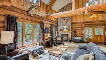 TV connectée, cheminée