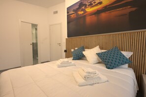 2 bedrooms, iron/ironing board, WiFi, bed sheets - Sa Lumenera Ginepro - Lussuosa Villa a 2 minuti dalle spiagge di Bosa Marina (Sa Lumenera)