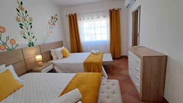 4 bedrooms, iron/ironing board, travel crib, free WiFi