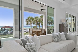 Televisie en een stereo