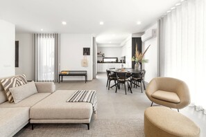 TV - Villa 6 Silver Coast (Alcobaça)