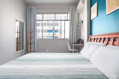 SUH Copacabana 73 Modern Beach