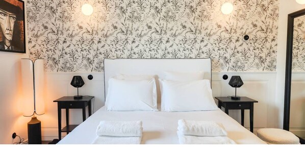 5 slaapkamers, een strijkplank/strijkijzer, reisbedje, gratis wifi