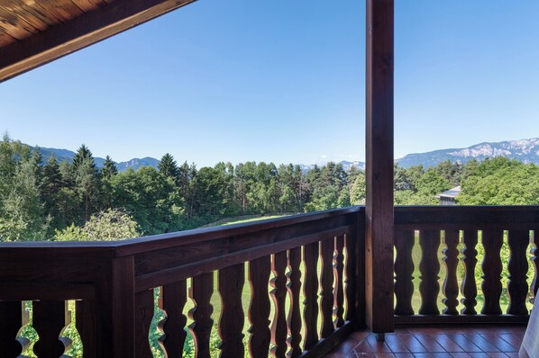 Property grounds - Apartment 'Aldeinerhof 4' with Mountain View, Shared Terrace and Wi-Fi (Aldino)