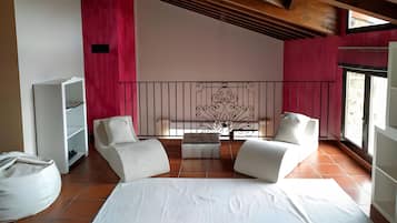 4 habitaciones, wifi gratis y ropa de cama