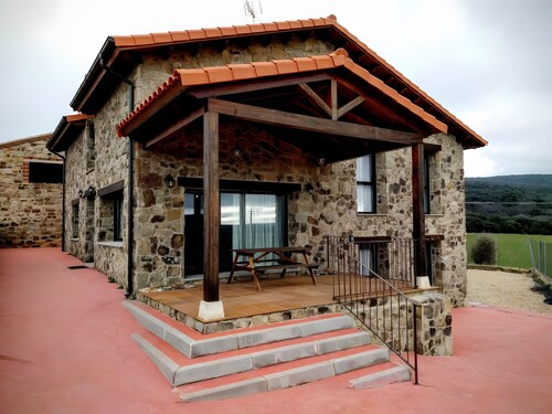 La Casona del Silencio Country House - Soria, Laguna Negra
