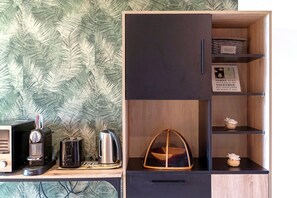 Interior - Balneo Guest Room with Air Conditioning – Relaxation, Spa and Nature in Gascony (Mauléon-d'Armagnac)