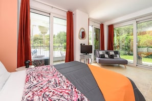 1 chambre, fer et planche à repasser, Wi-Fi gratuit, draps fournis