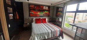 In-room safe, desk, iron/ironing board, free WiFi