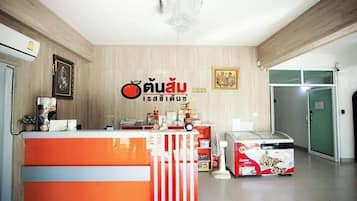 ๋ก๋น ์ข์ ๊ณต๊ฐ